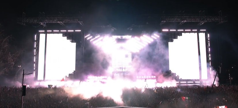 edm_one's tweet photo. #ultra20 ALWAYS DREAM BIGGER!!!  #miami https://t.co/rMdK2dQe51