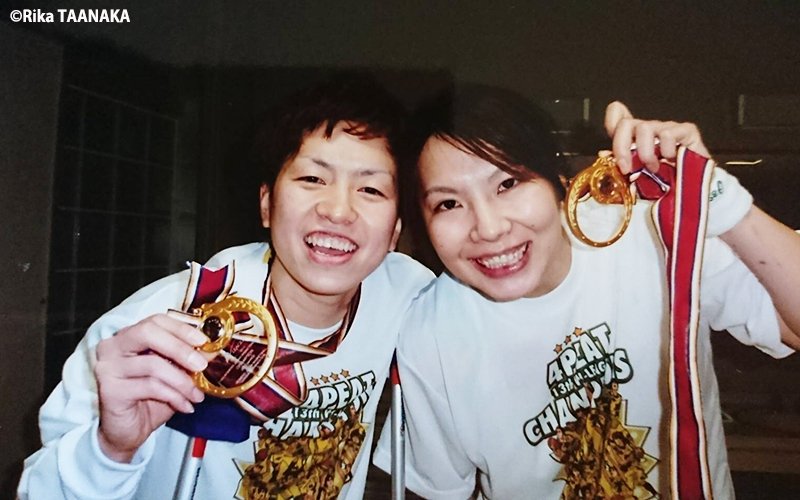 bbking_jp's tweet photo. 👏惜別と感謝の言葉👏
大神雄子とともに泣いて笑ってプレーした3人のチームメイトからメッセージ
https://t.co/NmKz5wOx5y
3月25日の試合を最後に引退した大神雄子選手へ懐かしい写真とともにメッセージをもらいました。
#WJBL #大神雄子 #トヨタ自動車アンテロープス https://t.co/dvUvG6BsaZ