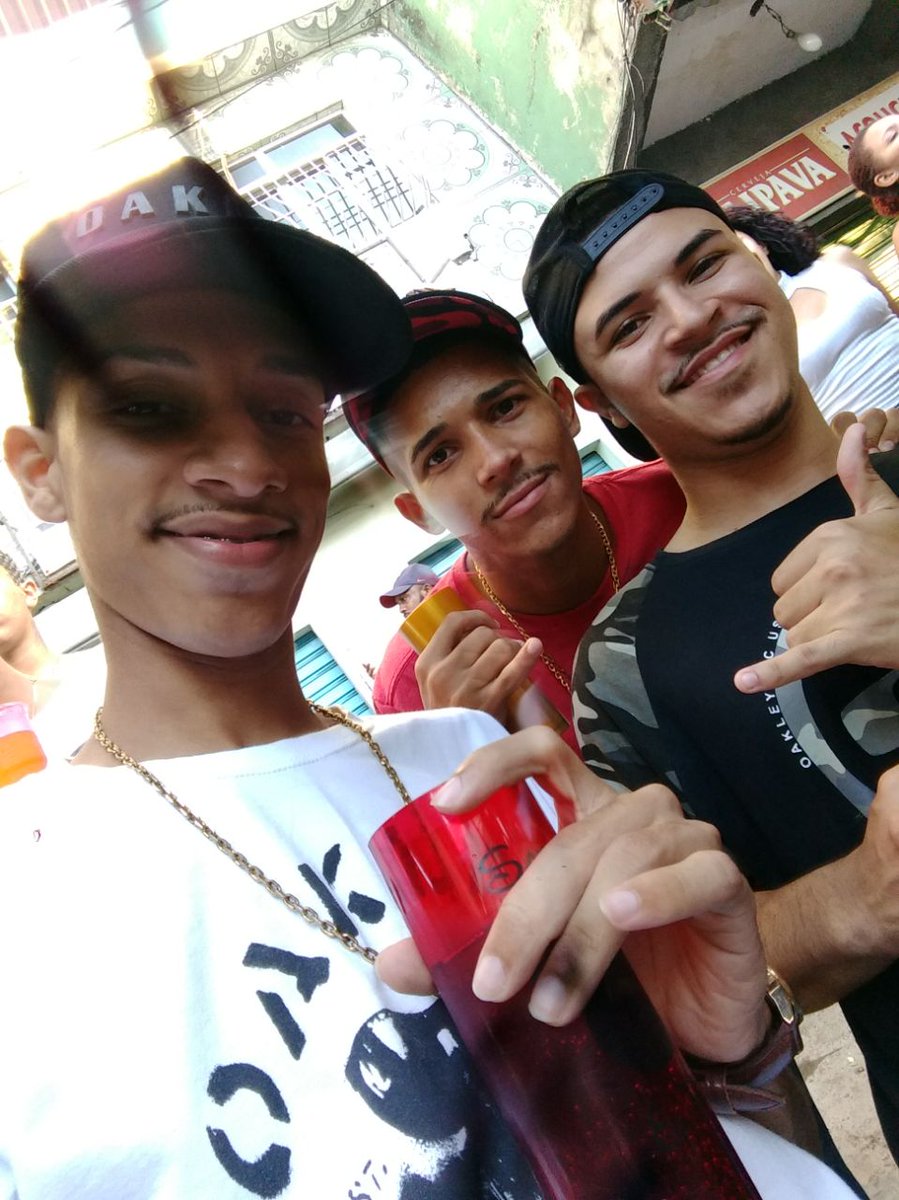 WesleySilvaa4's tweet photo. Deu bom, Meus cria 🚀🍺🍻
#bardogrande https://t.co/6ecduaCyKD