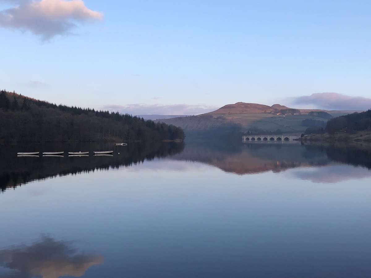 A beautiful final morning for our 39 Gold and 54 Silver #DofE participants in #thepeakdistrict #Derbyshire at #ladybowerreservoir @LupineAdventure @EpsomCollegeUK @EpsomC_DofE #epsomcollege #dofeexpedition #beautifulscene #spring #lakeview #landscapephotography