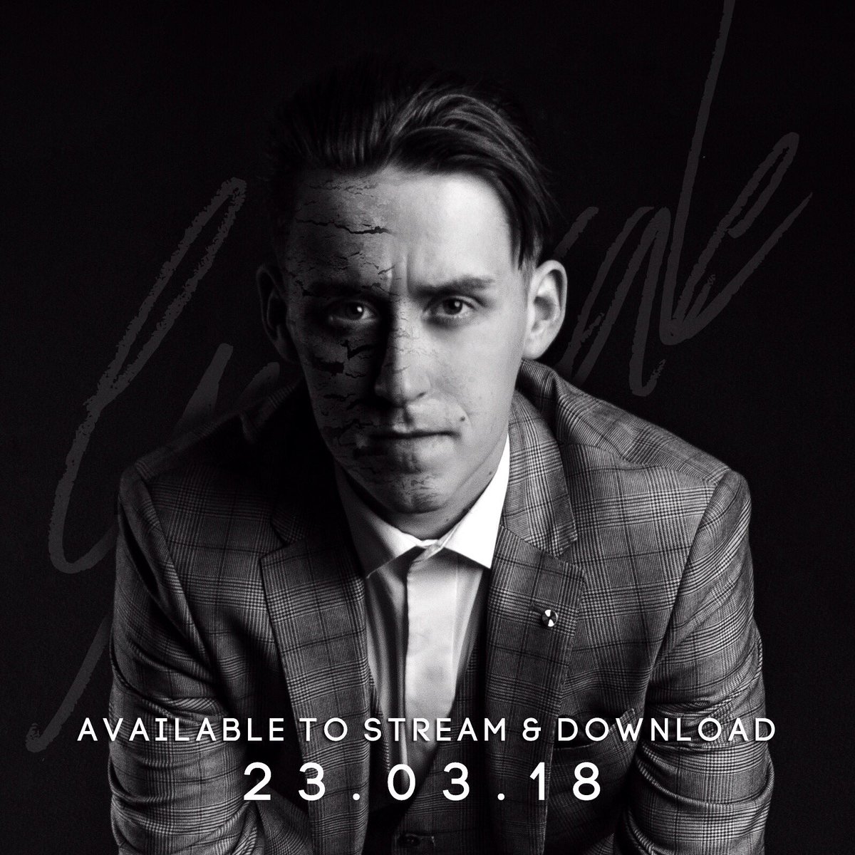 beat102103's tweet photo. Our #PlayIrish artist of the week with @IASCA_ is @ElmoreTweets and his new single 'Greyscale' https://t.co/sJ7iyv0aoV