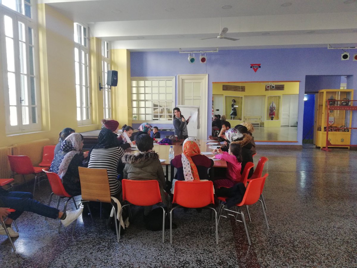 YmcaThessalonik's tweet image. Η Άννα είναι εθελόντρια στη ΧΑΝΘ και δασκάλα ελληνικών στους πρόσφυγες. Διαβάστε την εμπειρία της ymca.gr/gine-ethelonti…
 #ReactForLife #volunteer #volunteering #YMCA #Refugees #LanguageLearning