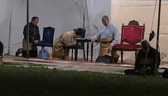 marypheenow's tweet photo. When you come from an island with a King who isn’t afraid to Kneel before his people to bring in the Holy Week😭😍 #MateMaaTonga 🇹🇴 #HolyWeek18❤️ https://t.co/Px9kNC7jwF