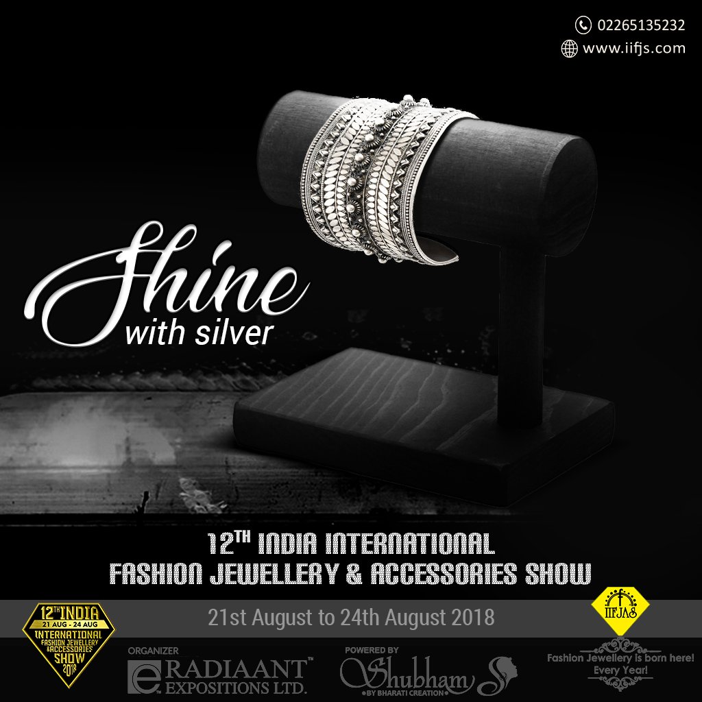 iifjas's tweet photo. One can't ignore #silver when it comes to #jewellery. Explore the latest collection of fashion and costume jewels at #IIFJAS. Register at: https://t.co/d7UTosWrQ1
#Bracelet #JewelleryExhibition #CostumeJewellery #Mumbai #Exhibition https://t.co/xSBfe926u8