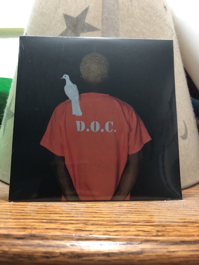 THEHOMIEGABE's tweet photo. This album reminded me of GKMC with its narrative. Shit was hot too dope af that you released physicals! @IDK #IWVB https://t.co/aUQ1vHqOAi