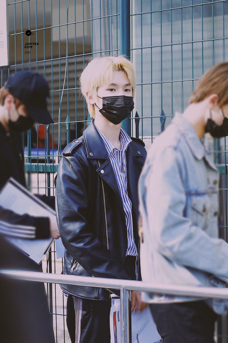 jupiter0219's tweet photo. 180326 Preview

#저스틴 #黄明昊 #justin #IdolProducer #偶像练习生 https://t.co/OIzuFUsd7U