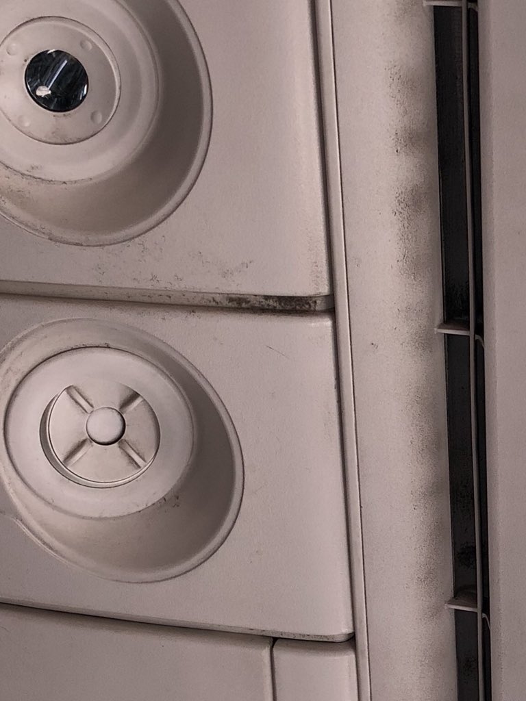 Dear @airindiain, please wash the inside of your planes. #AirIndia #AI317 #787Dreamliner #dust #sick #health