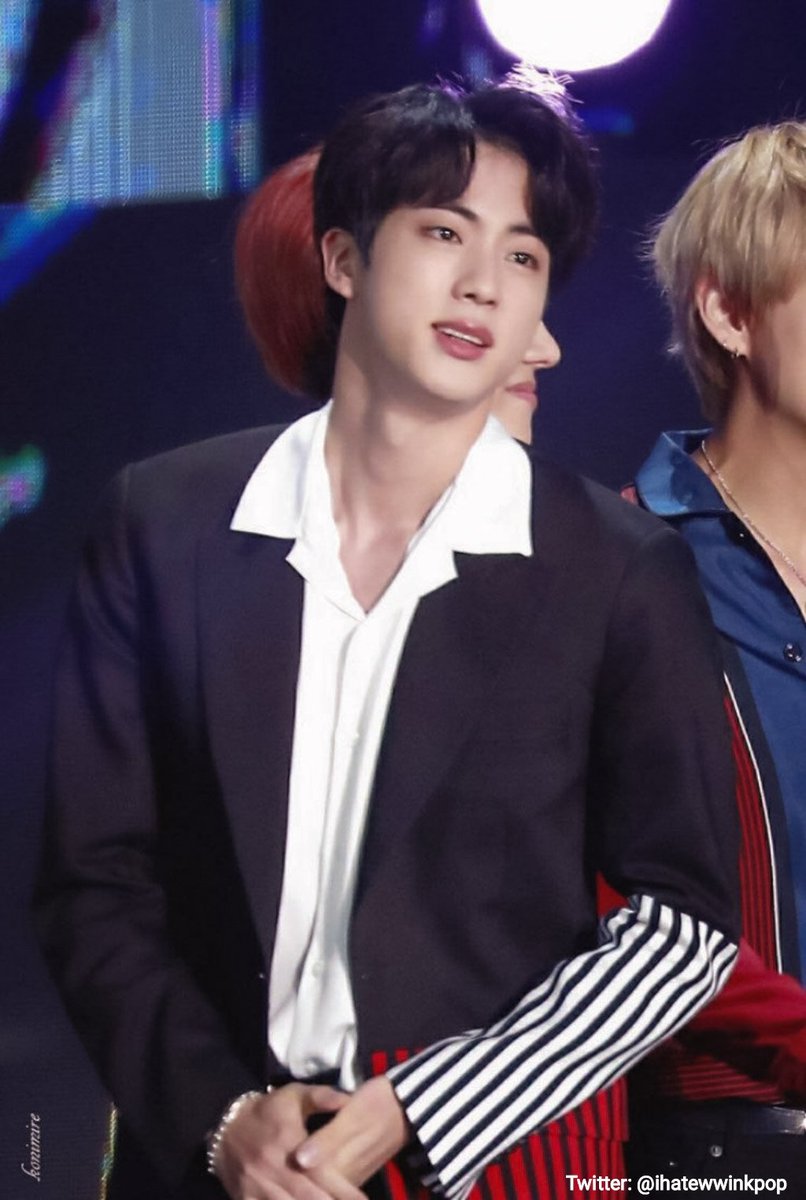 ihatewwinkpop's tweet photo. De nada seokjin lindo os bitiéssi https://t.co/fGDZSOji7q