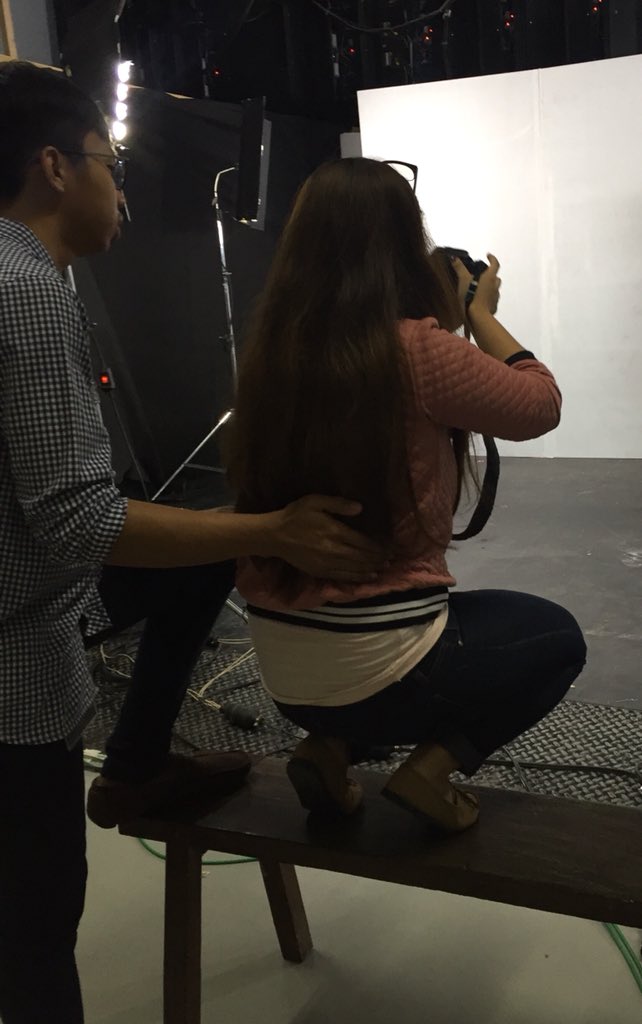 lifeandstills's tweet photo. The struggle of being a photographer is real. Kaya mo yan, @MsJrgyy! https://t.co/cQDT4IA3Gs