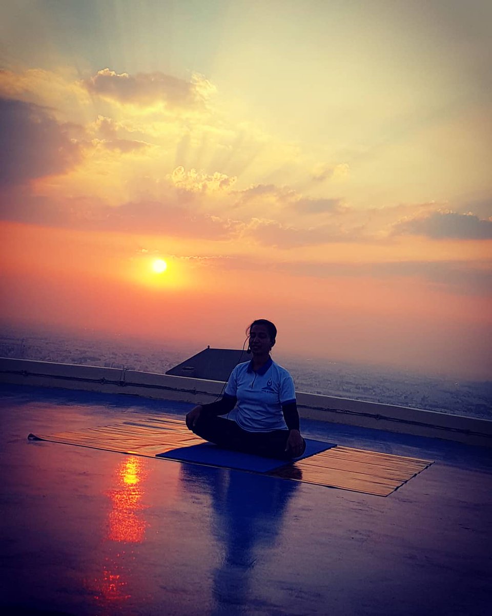 newindoha's tweet photo. Ever done #YOGA on a HELIPAD?
It's #Doha's most innovative yoga event to-date!
Take flight every Saturday from 3.45pm to 4.45pm with HeliPad Yoga at @fraserwestbay
https://t.co/so3KTK3cUY
#newindoha https://t.co/voM9uXj4i4