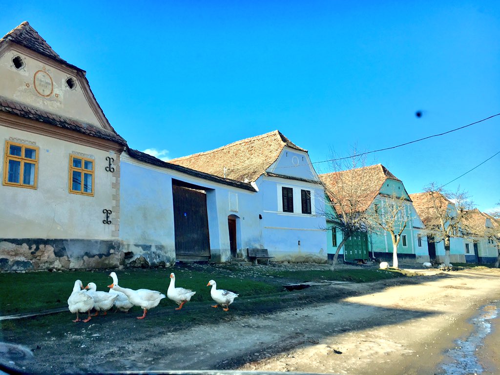 iVikika's tweet photo. @RomaniaTourism the little cute town of #Viscri and its fortified church ❤️ #Romania BeautifulRomania #EasterBreak2018 https://t.co/4k70dzgm0v