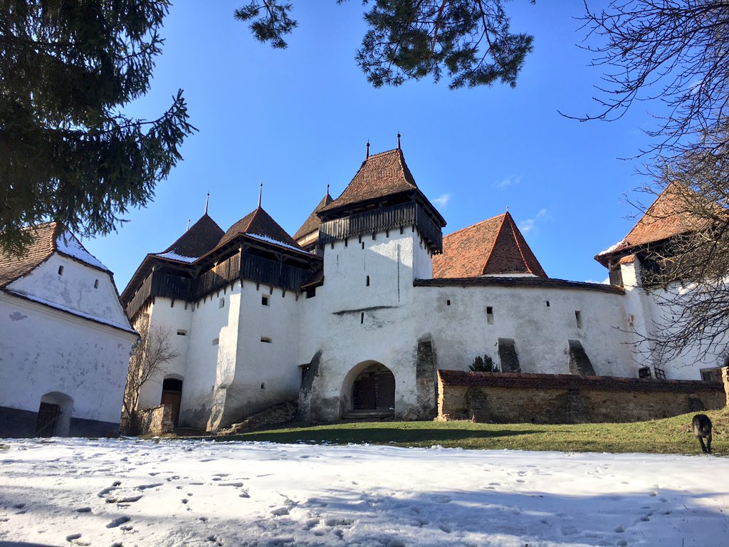 iVikika's tweet photo. @RomaniaTourism the little cute town of #Viscri and its fortified church ❤️ #Romania BeautifulRomania #EasterBreak2018 https://t.co/4k70dzgm0v
