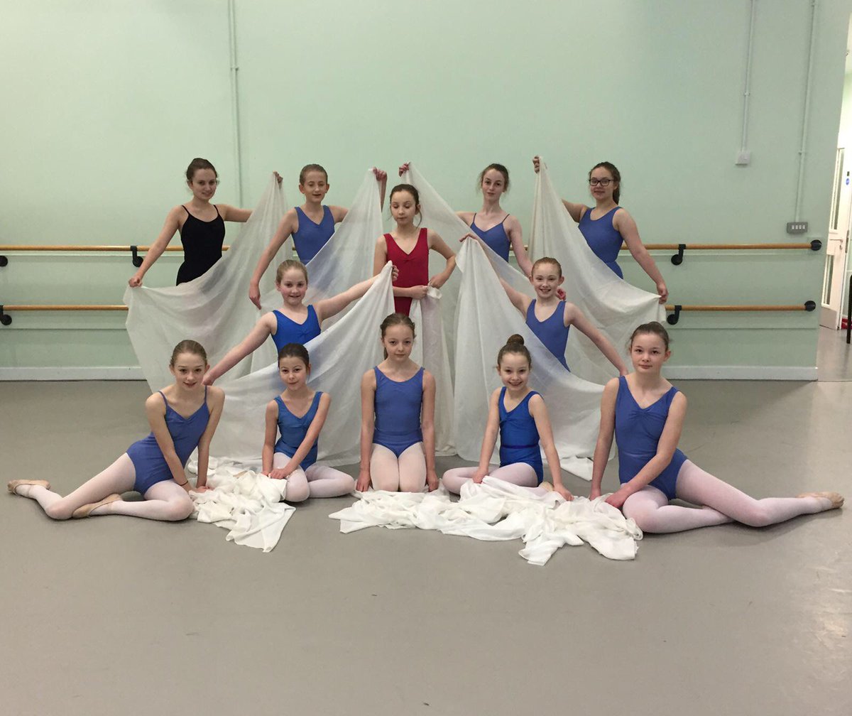 PrimaBalletPA's tweet photo. 🌟 NEW Dance Classes in #Stanley at the #AlunArmstrong Theatre 🌟 ( Civic Hall Stanley ) find out more #NEFollowers https://t.co/CNwZcbF2OL https://t.co/hWhDkhq7Cl