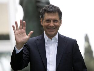 Ciao Fabrizio. Grazie del rispetto che hai avuto per tutti noi che ti guardavamo. Riposa in pace.