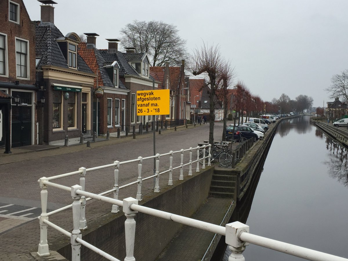 BalkVooruit's tweet image. Vandaag zijn de #werkzaamheden aan de #Meerweg in #Balk begonnen. facebook.com/26740126339164… Hou rekening met #wegafzettingen en #verkeershinder langs dat gedeelte van de #Luts.