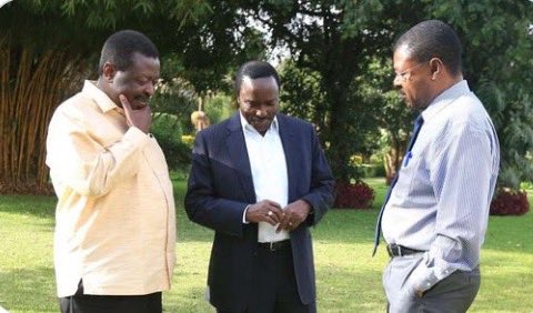 solo_ambuku's tweet photo. We've seen the three principals being challenged to call a rally at Uhuru Park without @RailaOdinga and they have failed to do so. If they really want to test their strength, why not call a rally? If I were them I would. - @HonFranklinBett , @TheStarKenya #NasaUnity #3Nigerians https://t.co/DSyIg8bS2z