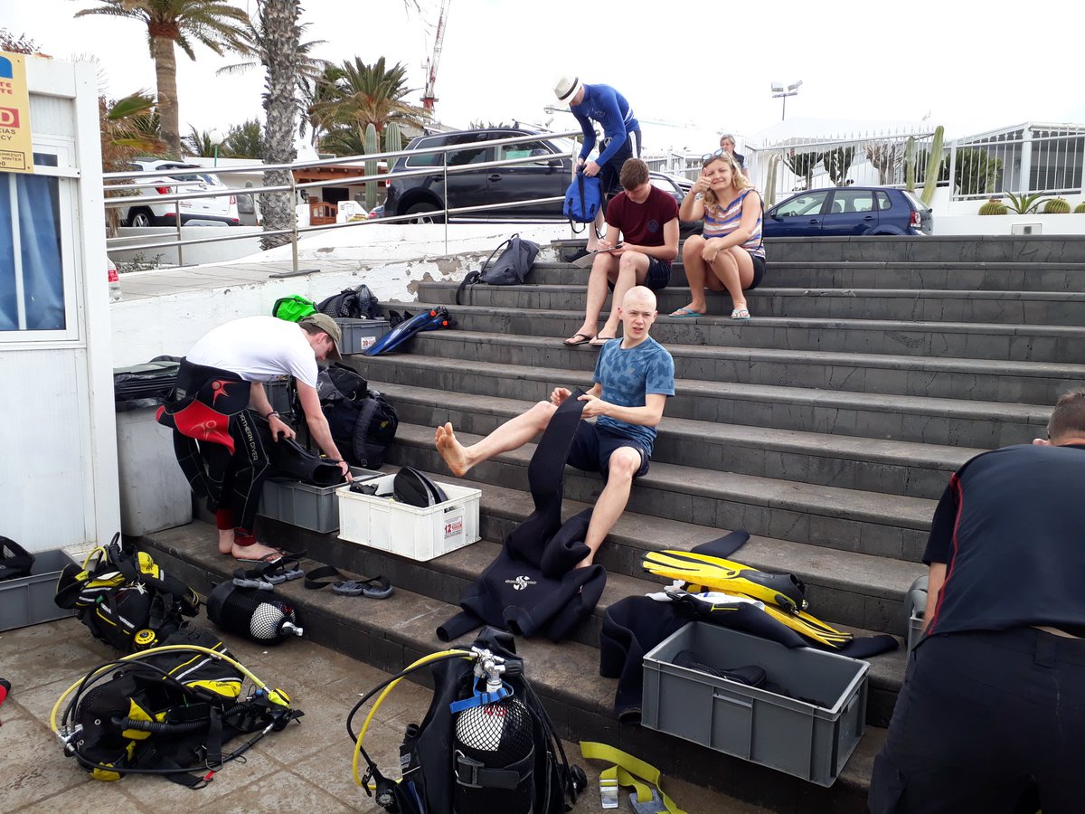 7SCOTS_OC_RRTT's tweet photo. Supervising Cambridge Air Sqn.  7Scots personnel interested in diving you could be here in Aug. https://t.co/1jkICXGcaM
