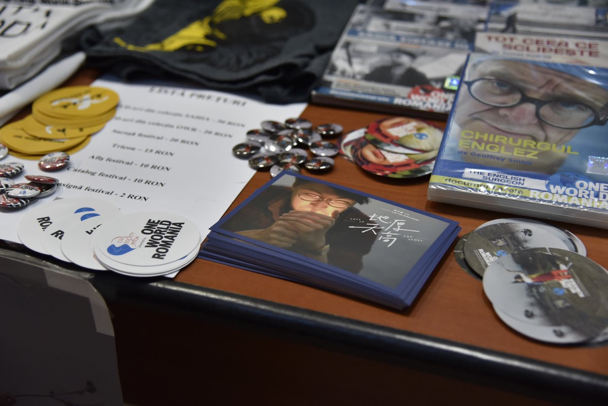 outfocuspro's tweet photo. European premiere of #LostinTheFumes has successfully held on Mar 24 at #OneWorldRomania Film Festival. The overwhelming response from the audience shared concerns over the situation in Hong Kong, especially the suppression of freedom of speech, press, and protest. https://t.co/w6HSzTfWb8