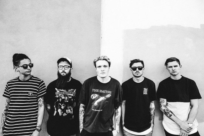 SwaramudaBDG's tweet photo. #LovelyMarch Np:@NeckDeepUK #ImBloom cc:@jalankarmel114 @SMAPGRI90 @LembangJadul https://t.co/wPMJs0AKaY