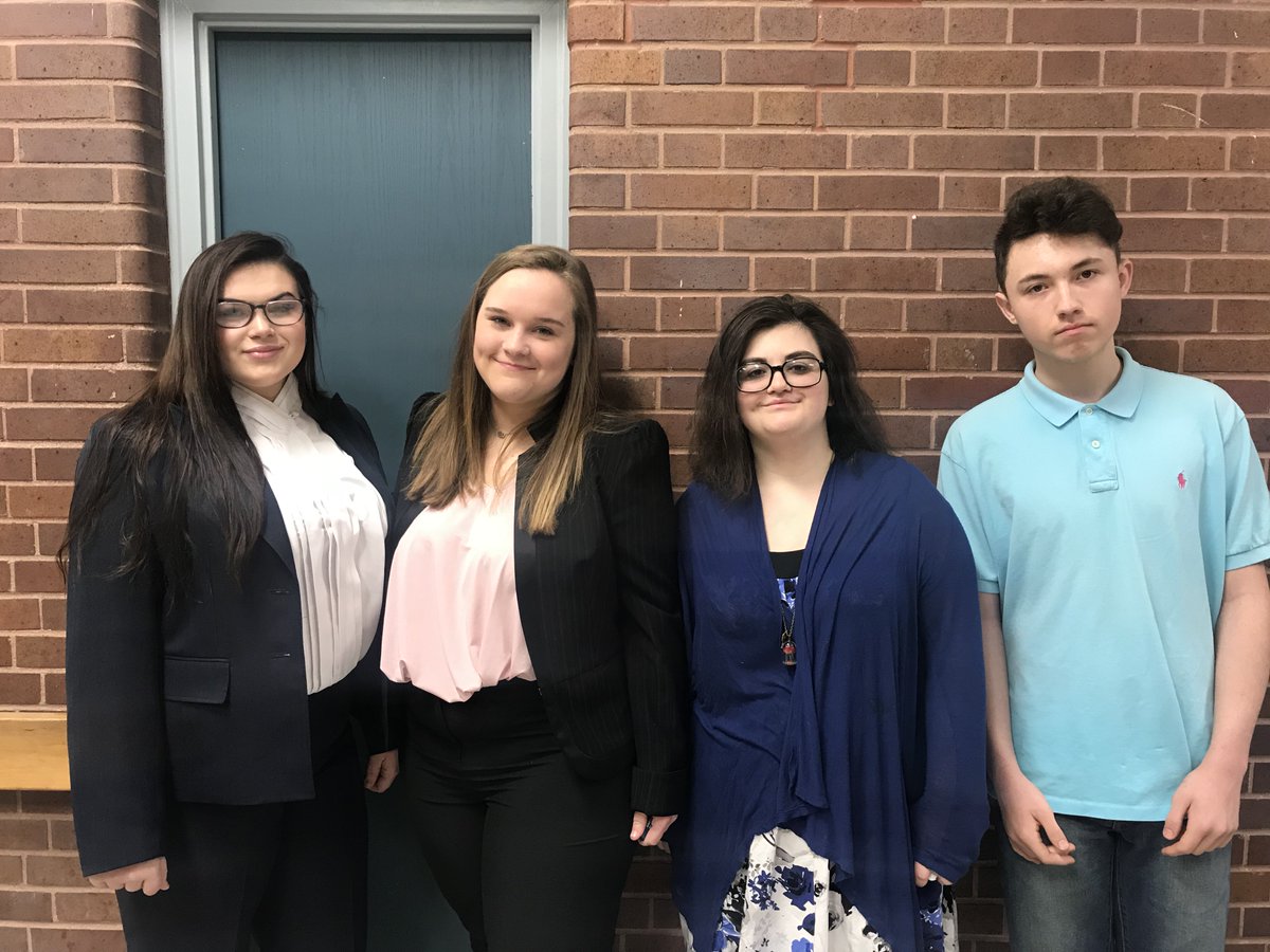 THSjag_910's tweet photo. My students did GREAT at the regional Career Devlopment Conference this past weekend! Kevina placed 3rd in Mapping my Future, Blaine placed 4th in Math and Emma placed 2nd in Employability! https://t.co/Tiy0Kg34MI
