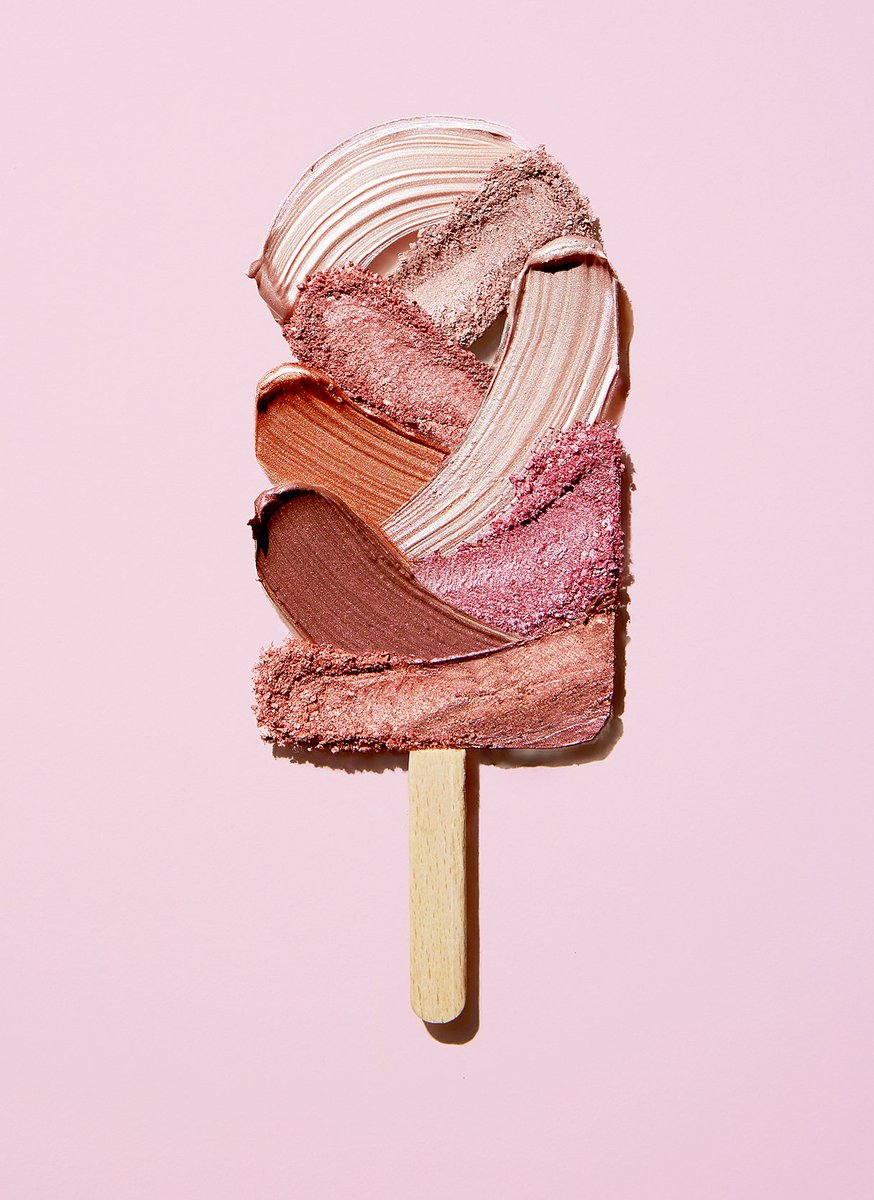 TheIntimatesMag's tweet image. Monday afternoon #beauty inspo from Bethany Crutchfield and these delicious looking #makeup popsicles 💄💋