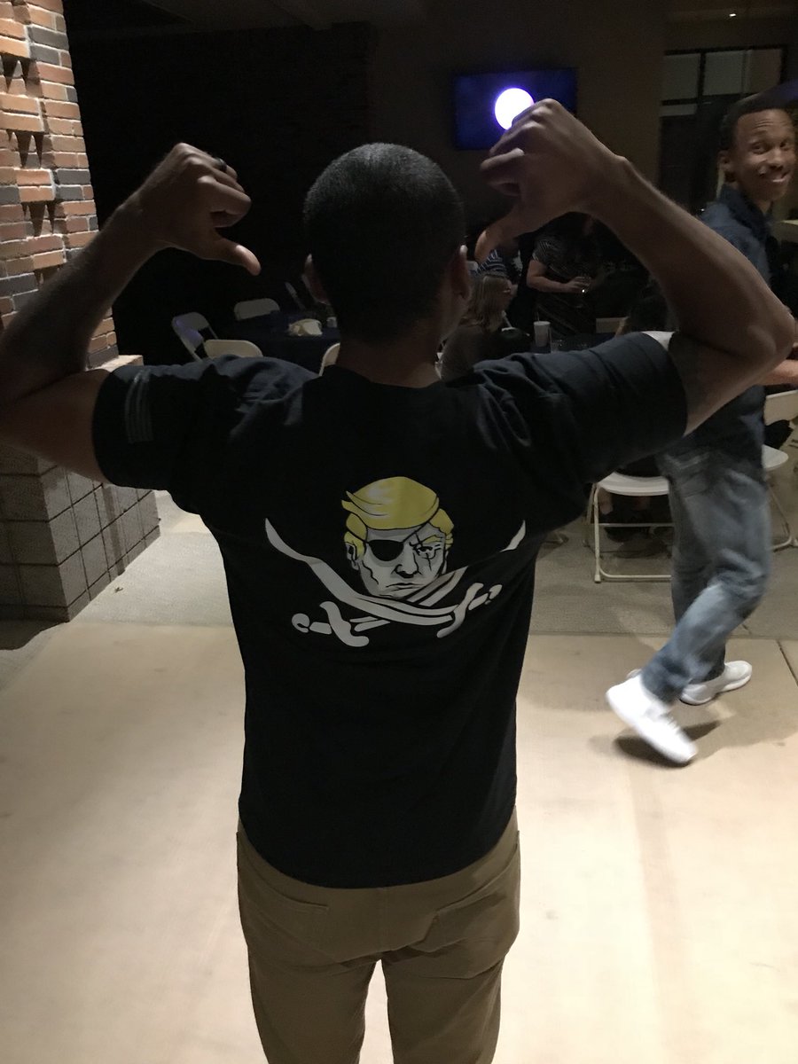 dodgersmaga's tweet image. #dumpbox #MAGA2020 @POTUS @FLOTUS @RealCandaceO