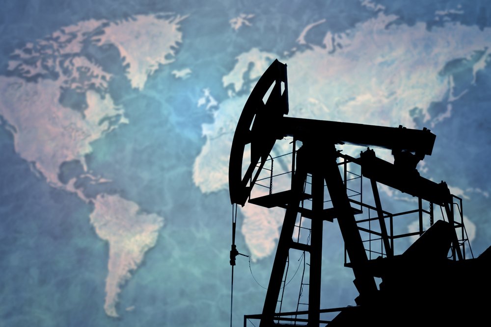 SPGEnergyOil's tweet photo. On this week’s #CapitolCrude, @matthewmreed  VP of Foreign Reports, talks about the #Saudi Crown Prince Mohammed bin Salman’s trip to the #US. How has the relationship between the two nations shifted? #MBS #OOTT

Listen here: https://t.co/NMZR7aYJYQ