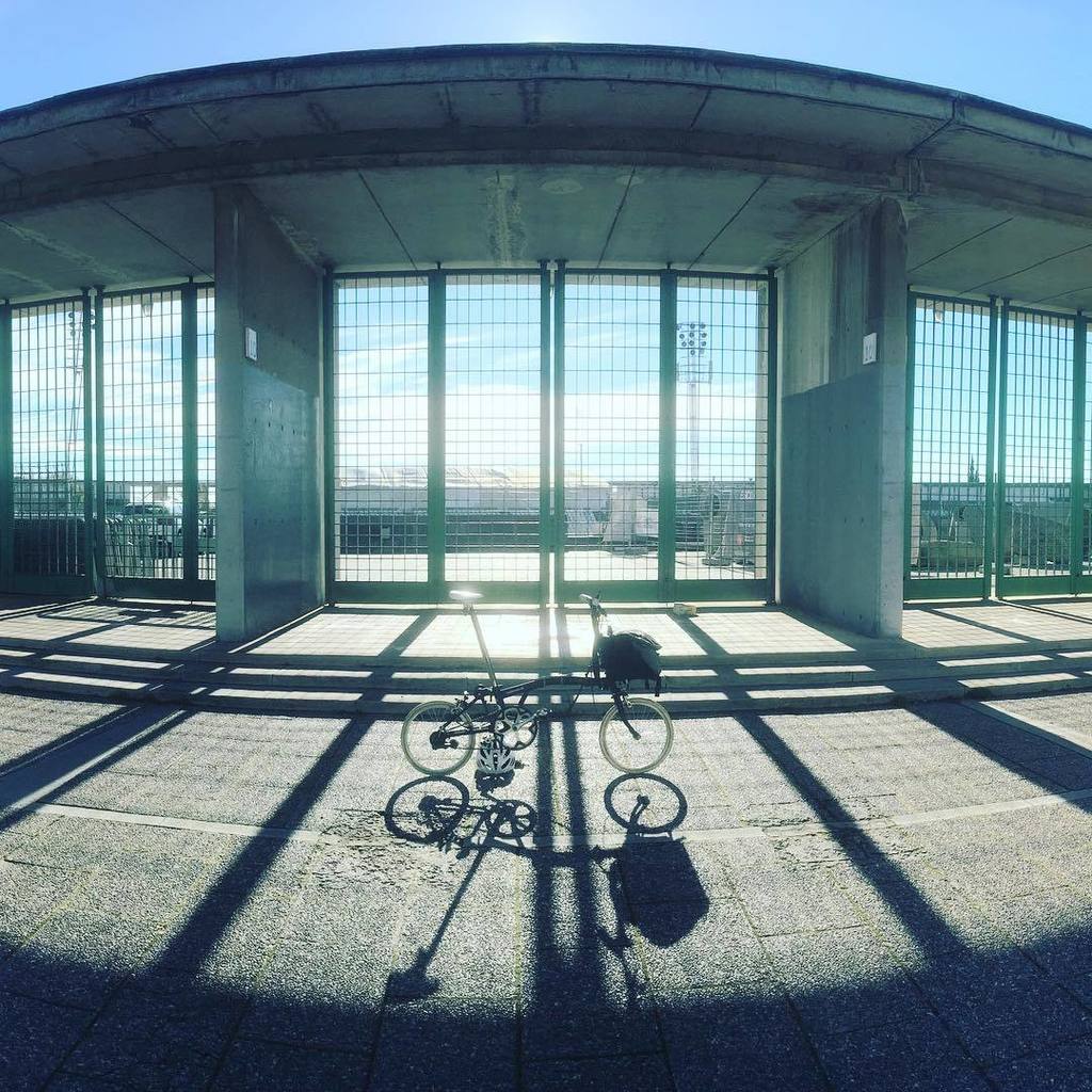 stndpfrbrmptn's tweet photo. #mybrompton #madeforsport #foldingfriends #foldingstyle @ciclismecat https://t.co/EtHzuOnOF7