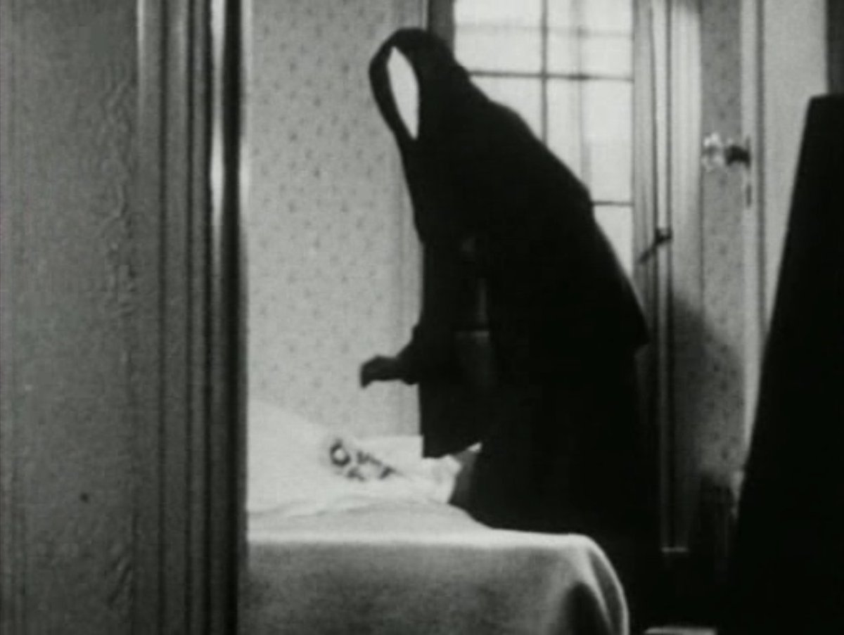 마야 데렌, <오후의 그물>(1943) 속 거울 (2)Translate post