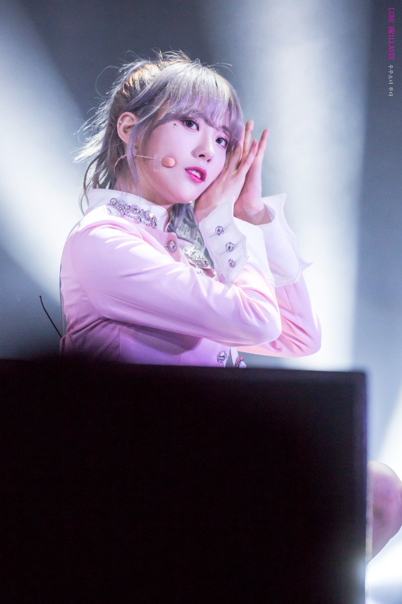 LUNE_BRILLANTE's tweet photo. 180325 우주소녀 공식 팬클럽 우정1기 창단식 UZZU PARTY-WELCOME TO WJSN 
#우주소녀 #WJSN #COSMICGIRLS #宇宙少女 #루다 #LUDA
(@WJSN_Cosmic ) https://t.co/kmMlRh3Lpn