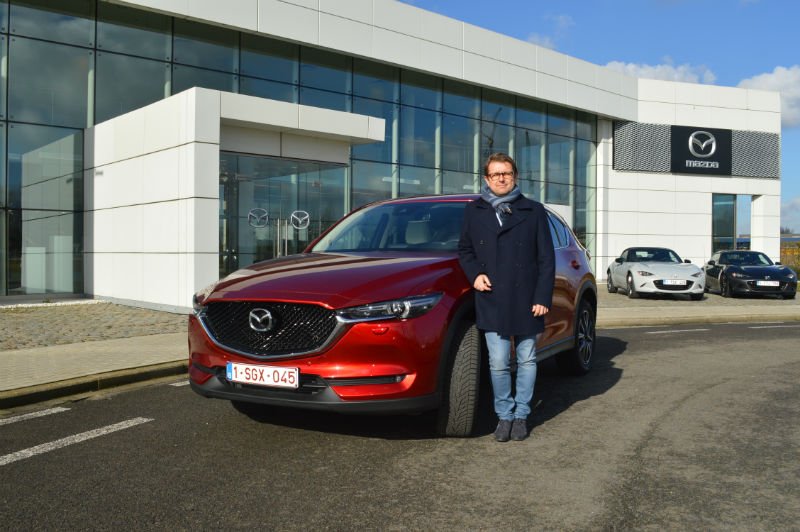 Gert Hendrickx (Fleet Manager <a href="/MazdaBelgium/">Mazda Belgium</a>) : « #Mazda rend au #moteur à #essence toutes ses lettres de noblesse »
bit.ly/2GeWHPh