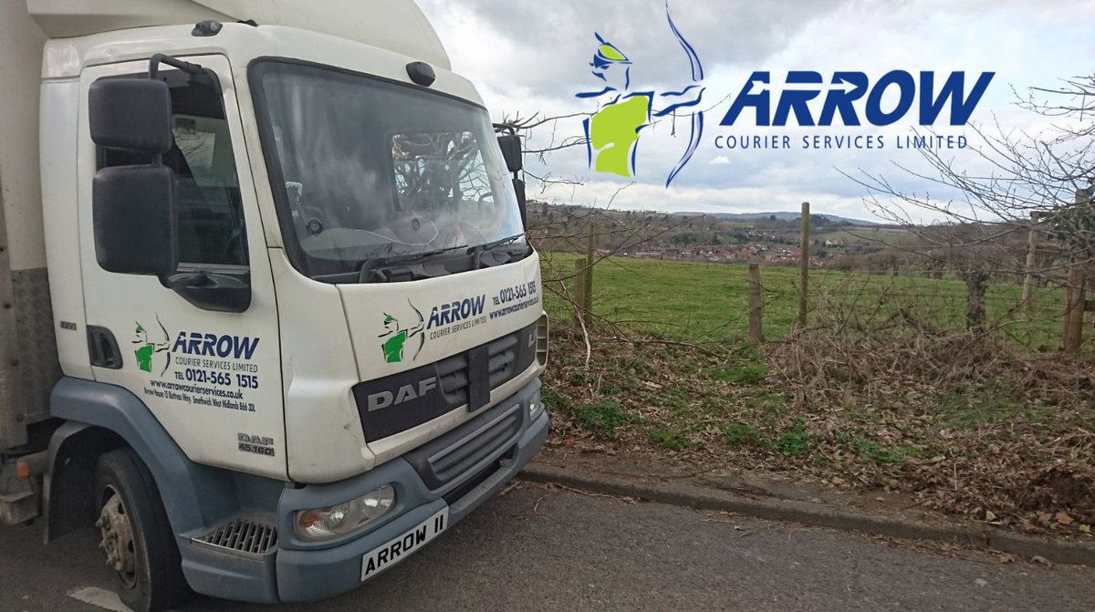 The Curtain siders are out and with a 6.5 mtr non standard bed they prove very popular and more versatile than a std 6mtr bed. #curtainside #truck #longbed #busy #arrowflyer #trucktroop #outandabout #nationwide #uk #europe #ireland #wheelsofindustry #logistics #versatility #arrow