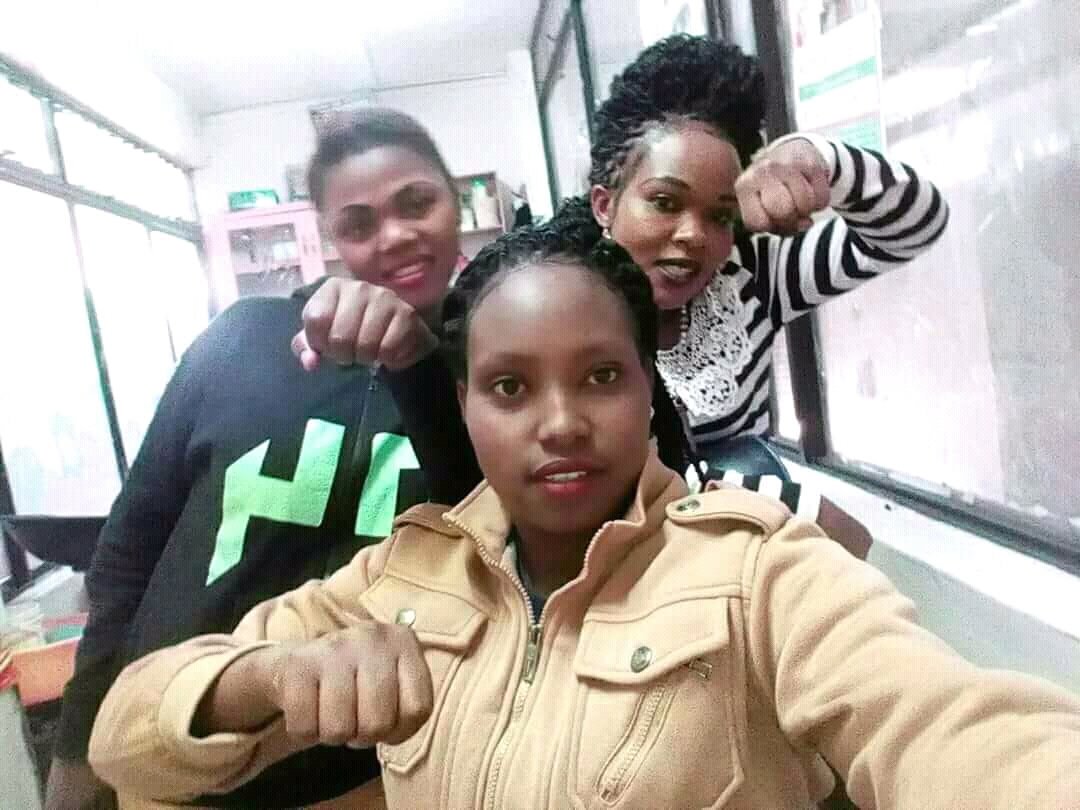 solo_ambuku's tweet image. Hapo ndio ualimu umekufikisha? #UhuruRailaTalks #NasaUnity #MigunaReturns