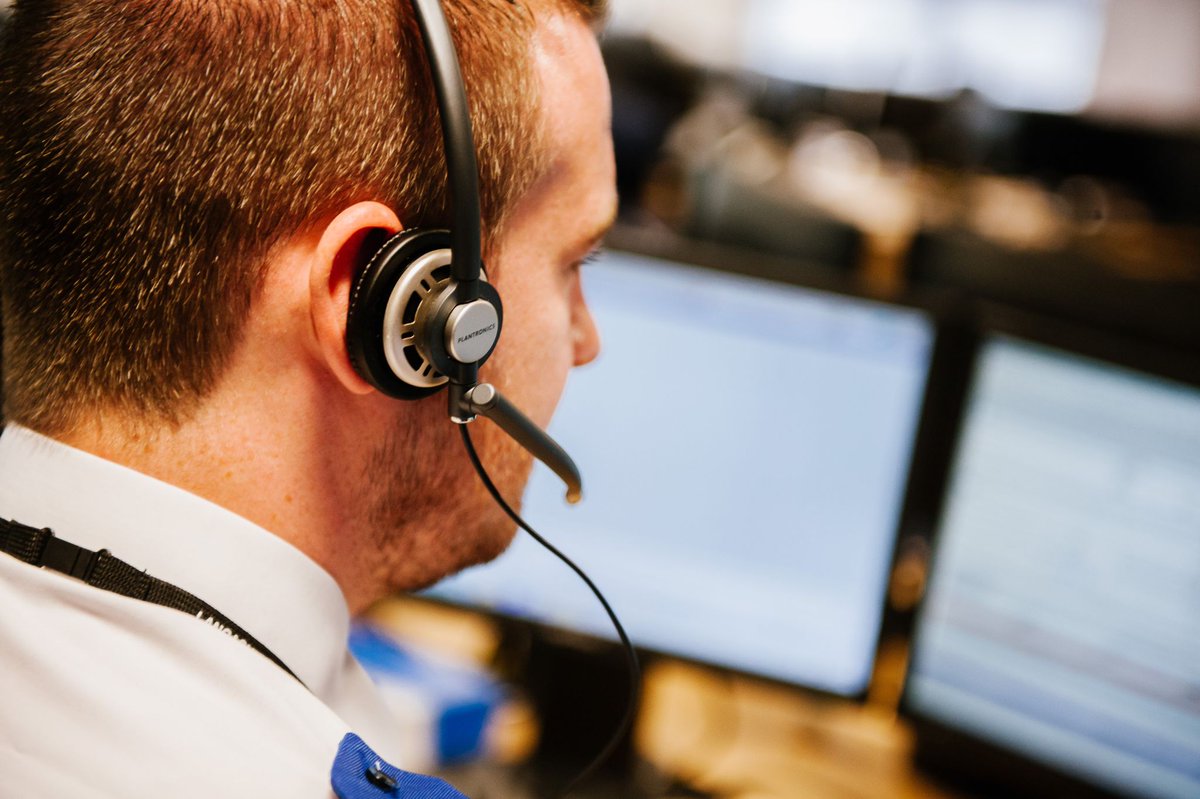 LancsPolice's tweet image. We're receiving a high volume of calls &amp;amp; a number of these are hoax calls which appear to be being made by children/young people. Hoax calls can cost lives - we can also trace people via calls &amp;amp; will take further action if necessary. Please everyone - keep 999 for emergencies 👍