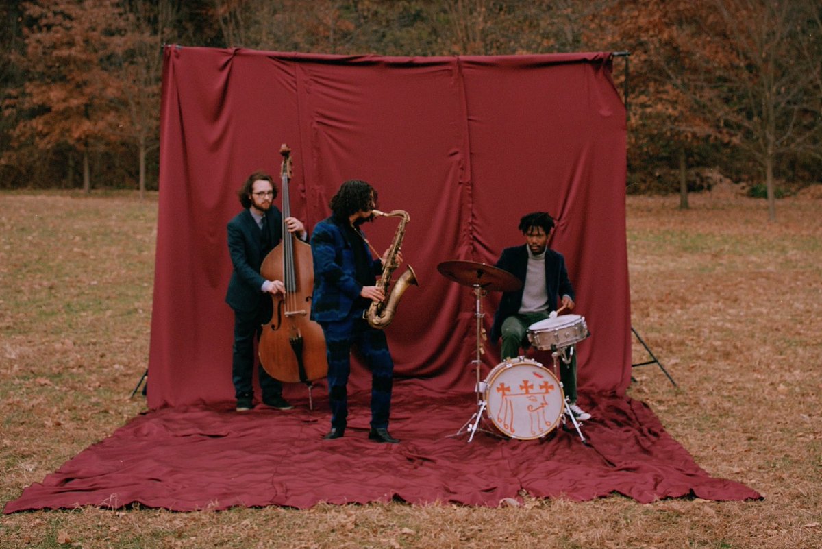 TheSoundTrunk's tweet photo. Onyx Collective share two new vinyl releases. Listen to 'Fruit Stand' inside.
https://t.co/Dx3H1V7lMH https://t.co/2LX15CwaNM