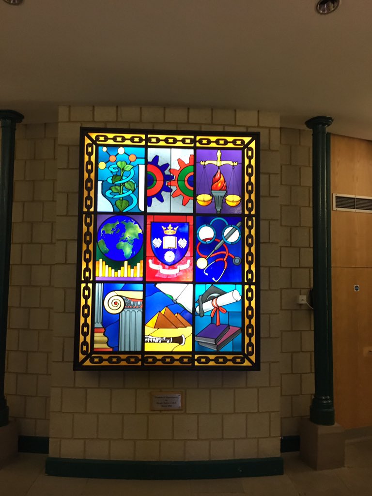 aomaom265's tweet photo. St George's Church = St George's Lecture Theatre - combination of local history and uni life #iconf_derive https://t.co/Zjf6M1c7oM