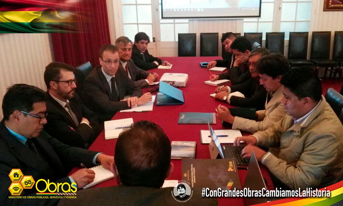 mopsv_Bolivia's tweet photo. #Ahora A la cabeza de nuestro ministro @miltonclarosh inicia la reunión de coordinación con la Presidencia Pro Tempore del Consejo Suramericano de Infraestructura y Planeamiento #COSIPLAN Bolivia y representantes del Comité de Coordinación Técnica @el_BID @AgendaCAF y @Fonplata https://t.co/44qbBhlCaJ