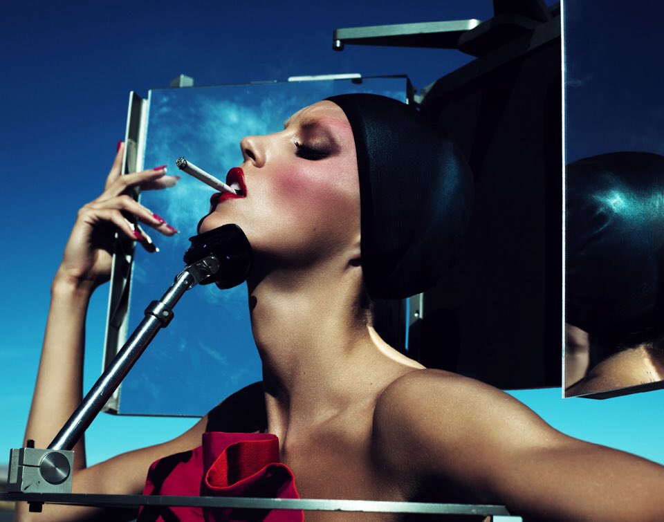 worlds_moda's tweet photo. #flashbackWM

#LOVEMAGAZINE,
#5 S/S 2011.
By #MertMarcus

More on https://t.co/ZK8pd8K8nL
#AnjaRubik https://t.co/DTxrycezOM