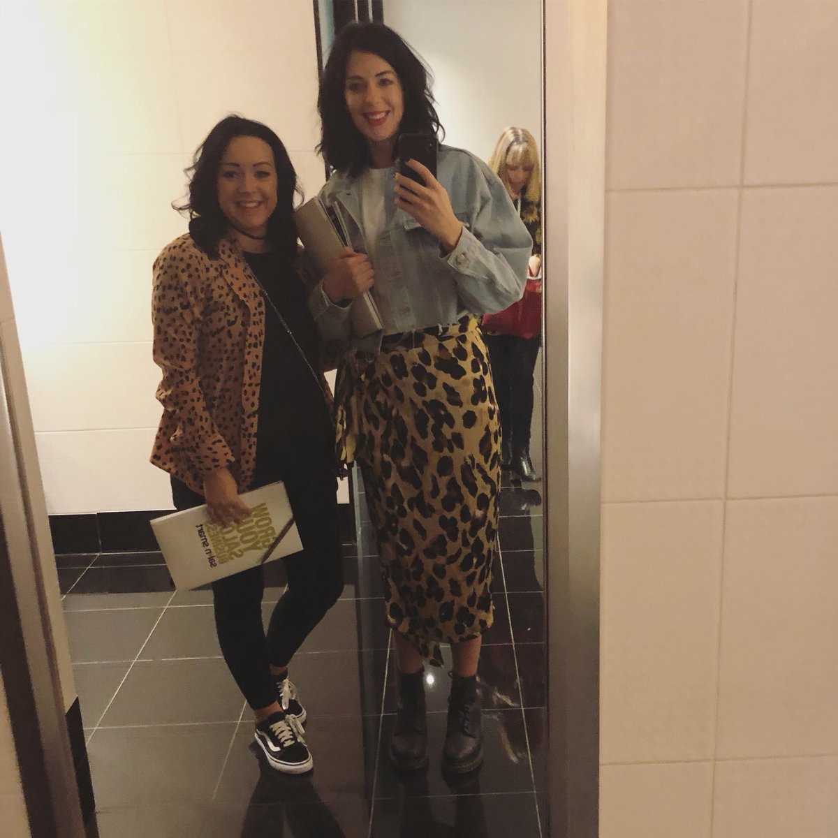 Day Two #✌🏻 #SalonSmart18 <a href="/creativeheadmag/">Creative HEAD</a> <a href="/sashafrancis/">Sasha Francis</a> <a href="/Head_Romance/">Headromance</a> #Headromance #HairSalon #Havant #LoveYourself #SalonBusiness