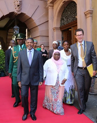 zanzibar_bora's tweet photo. #ZanzibarBora uimarishaji wa  Diplomasia visiwani #zanzibar ni moja ya vipaumbele vya @dr_shein
@TheCitizenTZ @hushy85 @HamisShimye https://t.co/7kUvoSc5hL
