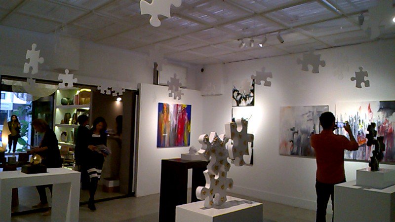 NadiaZouari's tweet photo. Thank you to all those who attended the vernissage Ordres-Désordres by Nadia Zouari. The artist explores the Puzzle and its powerful symbolic through sculptures and paintings,offering a very sensible and fascinating artwork!
It is running until April the 11th ! Do no miss it ! https://t.co/yLTcJu1rb6