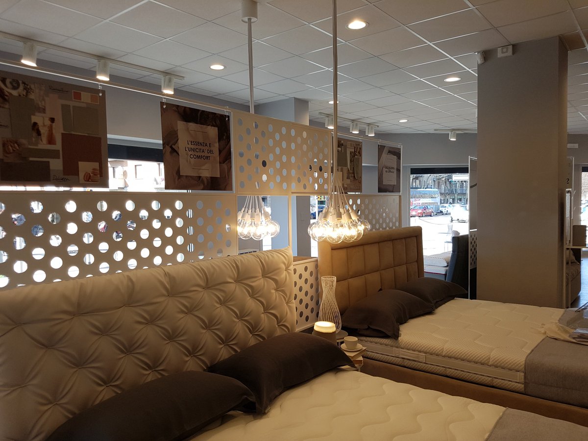 DorelansulWeb's tweet photo. Vi presentiamo il #DorelanBed di #Bologna con una nuova veste: un ambiente emozionale totalmente rinnovato, che racchiude al suo interno tutta la qualità Made in Italy dei prodotti dedicati alla zona notte firmati #Dorelan. 🔝
Info: https://t.co/CXJUo3k4ho
#INegoziDeiTuoiSogni https://t.co/dQWjuJLOjR
