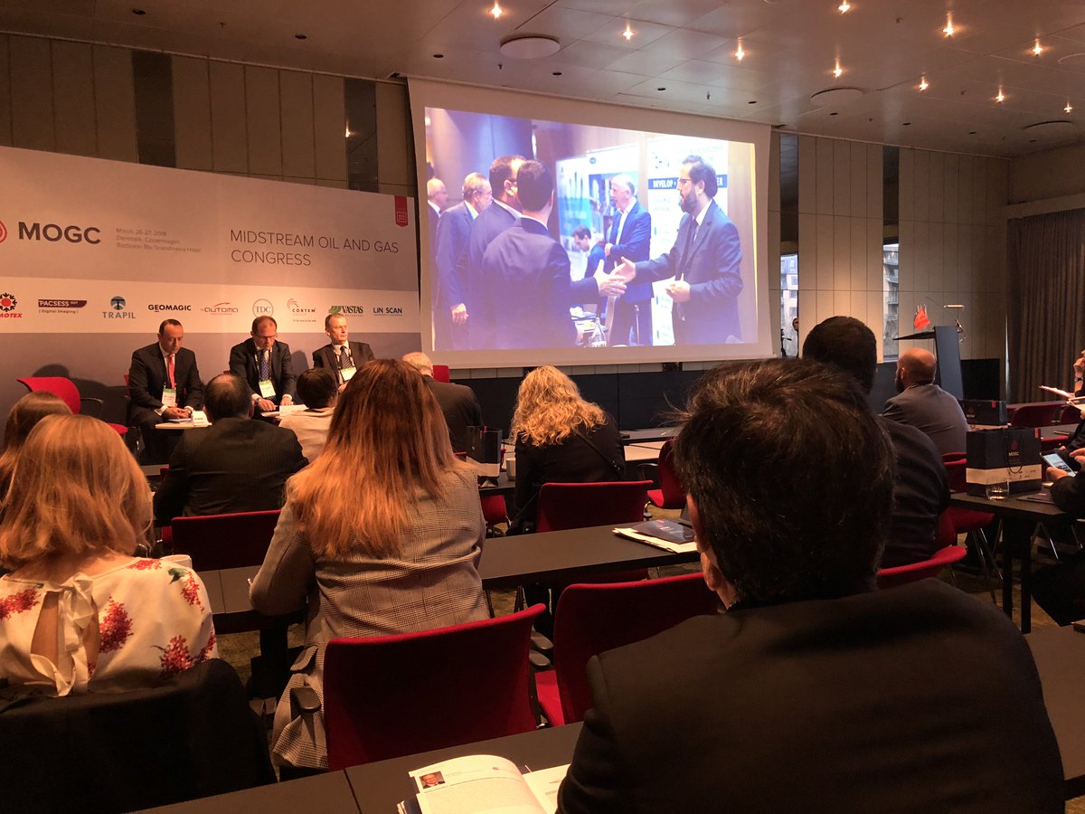 Fira95640561's tweet photo. Business program has started #mogc2018  #bgsmogc  #midstreamoi https://t.co/rixf3vSacC