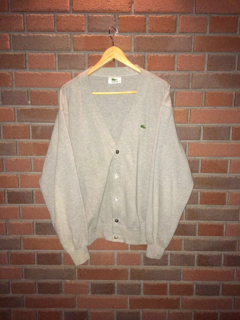 Jinney122's tweet photo. 🎁JINNEYプレゼント企画🎁

”LACOSTE cotton cardigan”

これからの季節に活躍してくれる一着。
○応募条件・フォロー&amp;リツイート
○当選者1名
○〆切4/13 
○当選発表4/14

store▶︎https://t.co/LVsdTTpy4b
【3/28~3/31期間限定30%OFF クーポン有り】
【3/28~3/31は発送業務を停止しております】 https://t.co/XLhaaZrMLI
