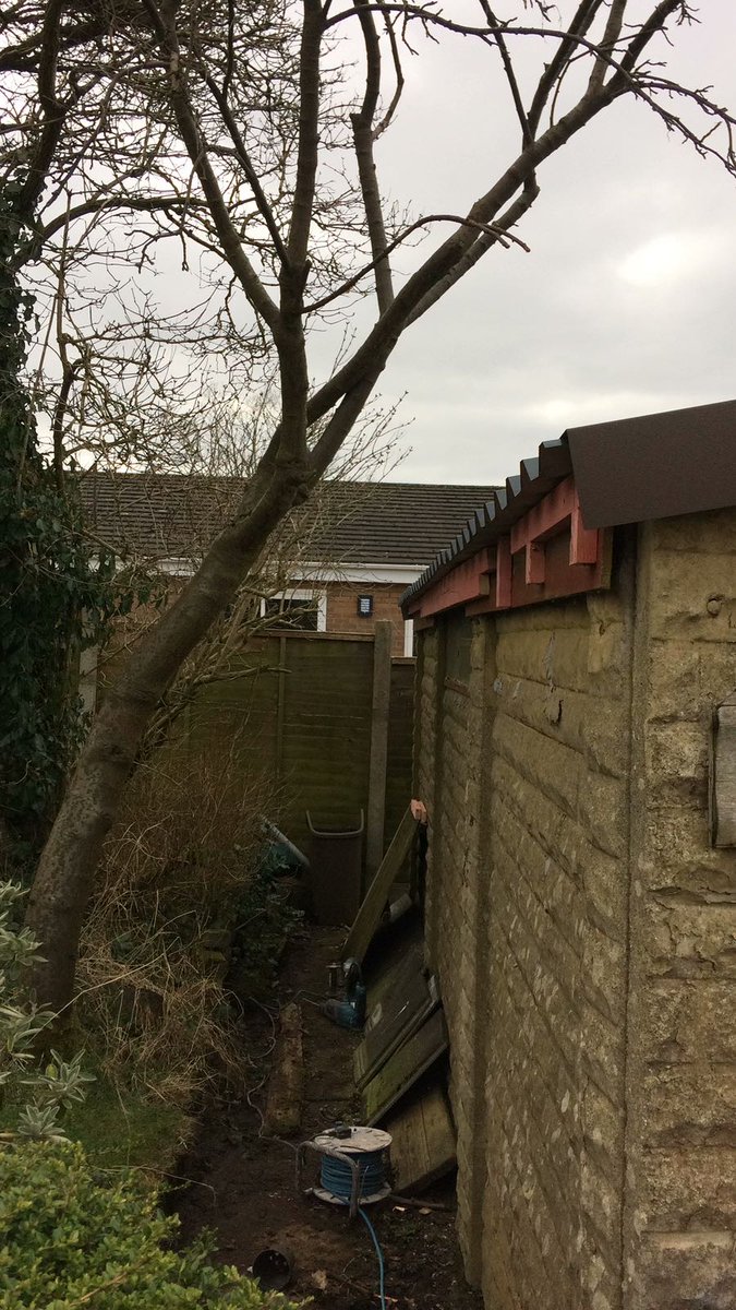 DonmacSolutions's tweet image. Full replacement Fascia&apos;s and Guttering including off-set down spouts to water butt #smashed by Matty and Kieron 👍