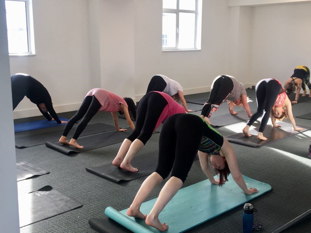 Join <a href="/Yogacitaliv/">Yogacita</a> tomorrow for their weekly #yoga class. Exercise your #mind &amp; #body, as well as restore #mindfulness &amp; #calm during your busy work day 🧘‍♀️Most importantly? You'll get that all important time away from your desk! Just £5, 12.15-1.00pm: facebook.com/vikiroseyoga/