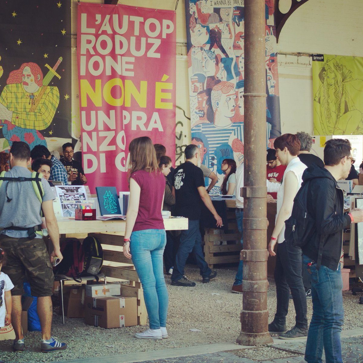 arfestival's tweet photo. Questa è l’ultima settimana per iscriversi e partecipare alla SelfARF! L’area dedicata alle autoproduzioni, fanzine o microeditoria. Tutti pronti? #selfARF! #ARF4 #stayARF! https://t.co/OhTa1cEnRH
