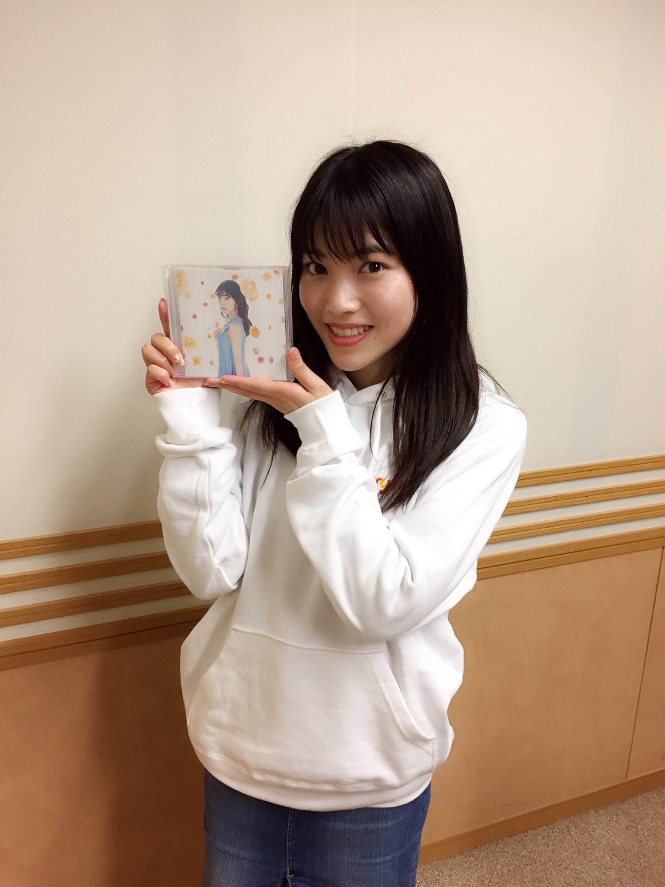 石原夏織 Staff 石原夏織のcarry Up ご視聴いただき ありがとうございました 今日の夜はヨルナイト いよいよマンスリーアシスタント最終日です こちらもお見逃しなく Carry Up ヨルナイト Agqr