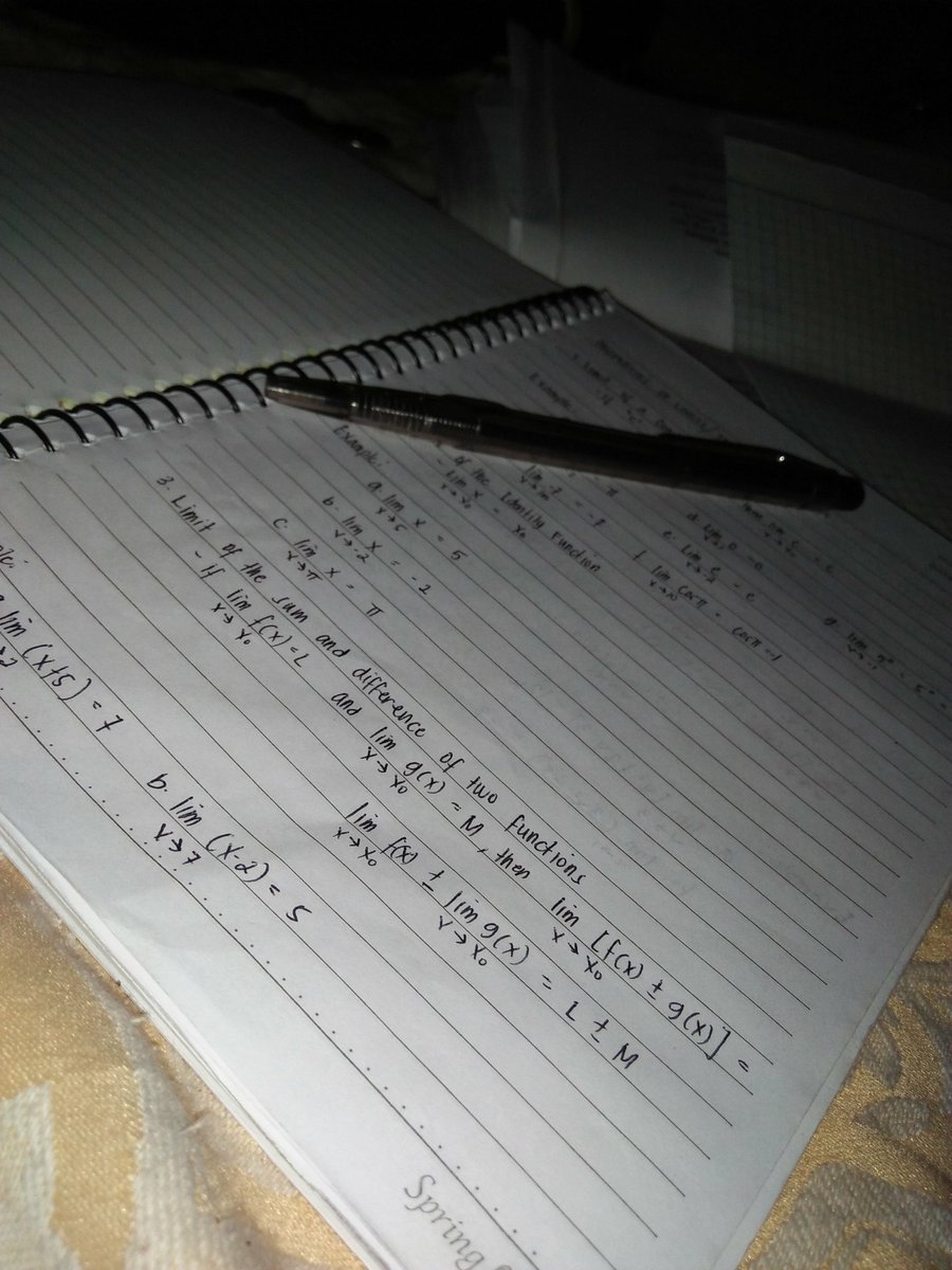 Carmelacioussss's tweet image. Lego review.
#Math4.