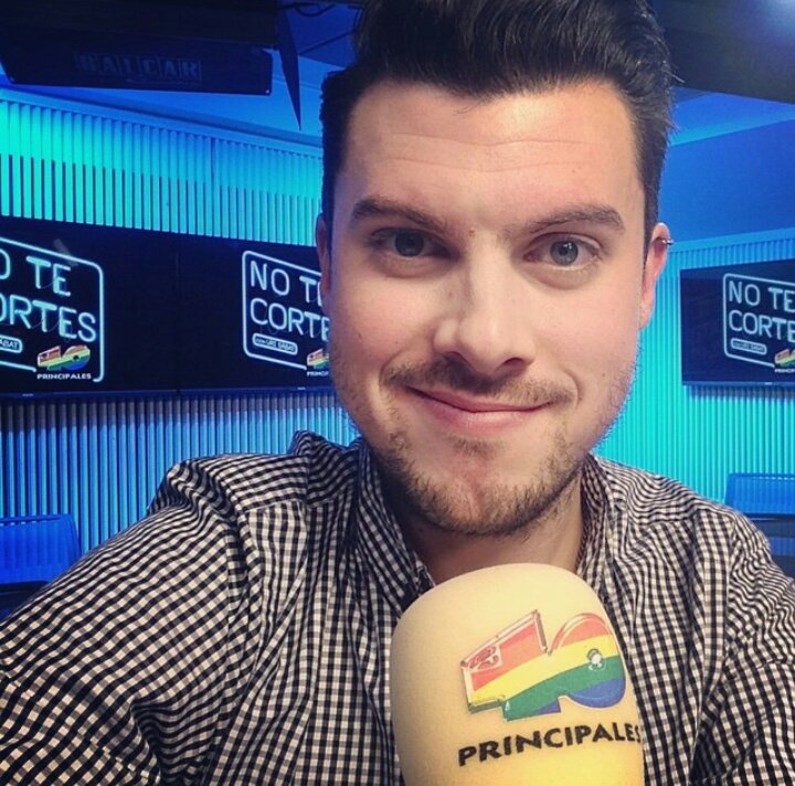 KikeBelmonteCF's tweet photo. ¿Qué me decís @40Andaya de este cambio de @KikeBelmonte ? Qué precioso #Monguer4evah es. 💙 https://t.co/nEwyUjkIGs